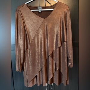 Chico’s Metallic Brown Tiered long Sleeve Blouse size 2 (large)
